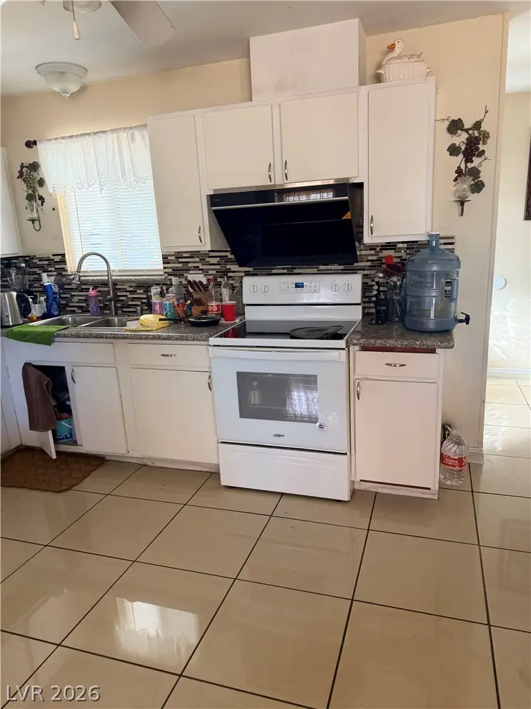 5801 Harmony Avenue, Las Vegas, NV 89107 - #3