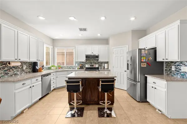 6172 Whitelion Walk Street, Las Vegas, NV 89148