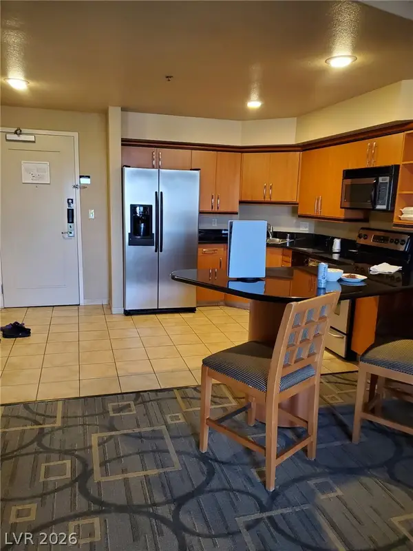 211 E Flamingo Road #412, Las Vegas, NV 89169