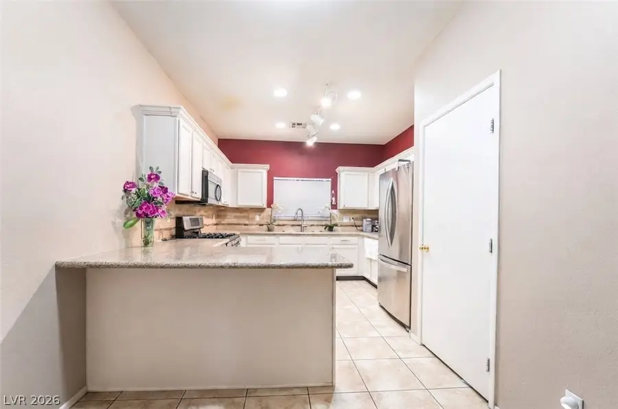 5113 Mambo Vista Avenue, Las Vegas, NV 89108 - #2