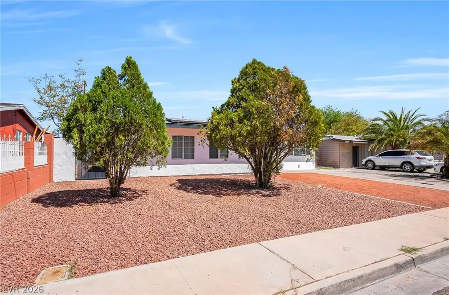2204 Dune Drive, Las Vegas, NV 89106 - #2