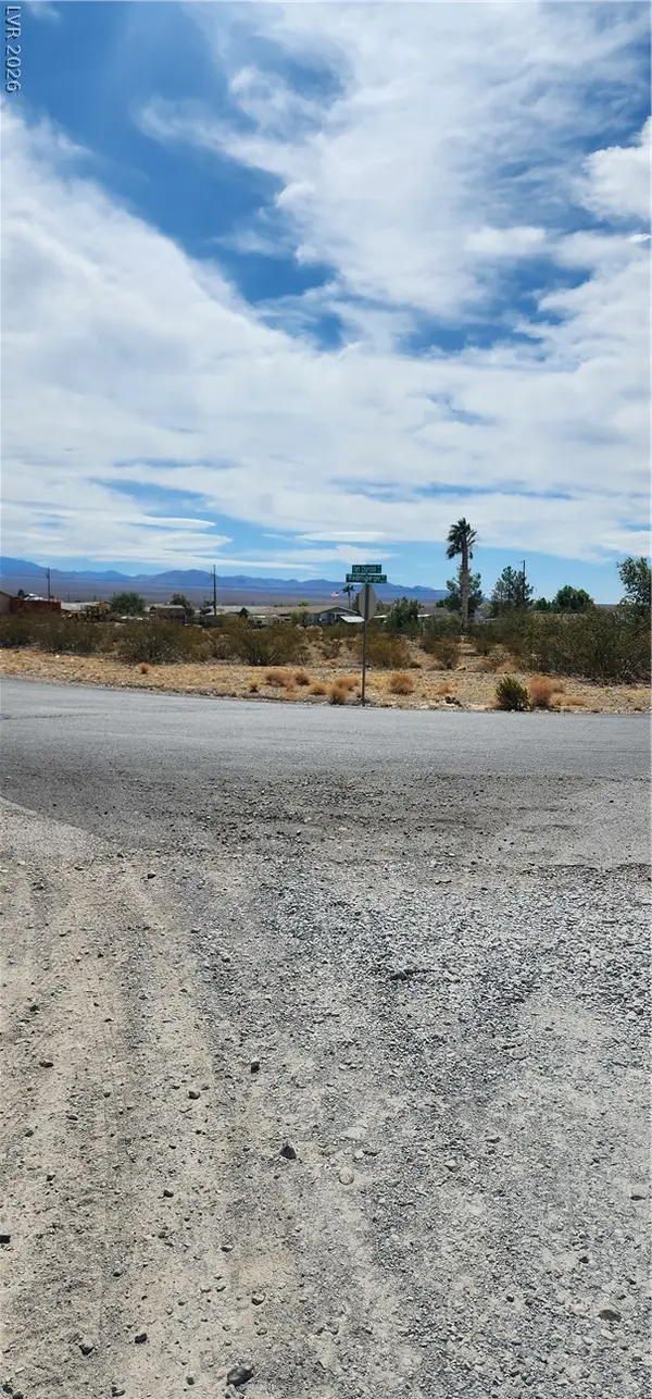 521/581 E Train Way, Pahrump, NV 89060