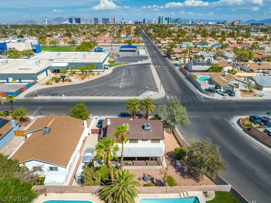 3885 Redwood Street, Las Vegas, NV 89103 - #3