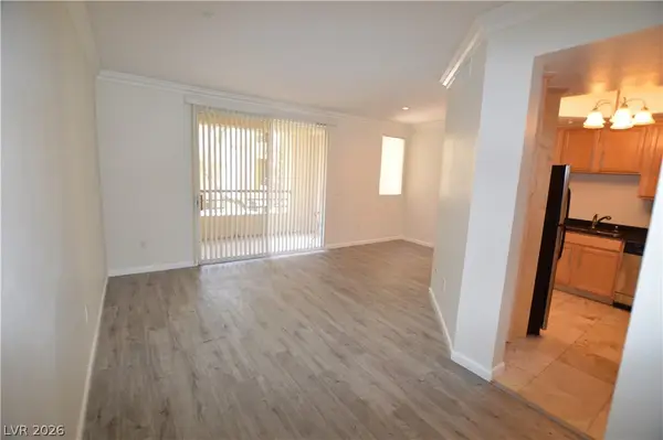 270 E Flamingo Road #136, Las Vegas, NV 89169