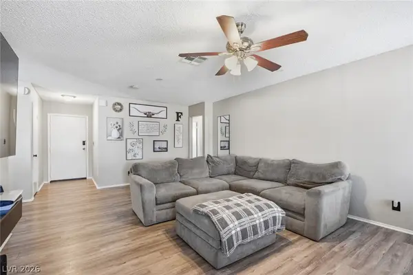 516 N Summit Drive, Henderson, NV 89002