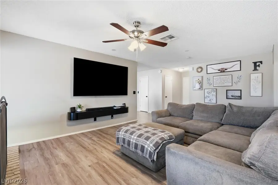 516 N Summit Drive, Henderson, NV 89002 - #2