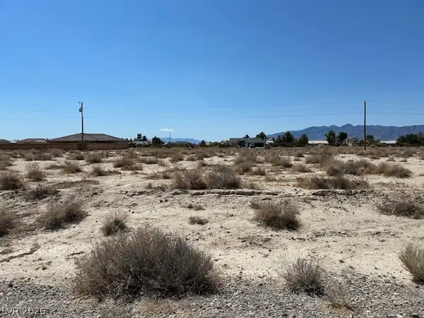 701 Gina Street, Pahrump, NV 89048