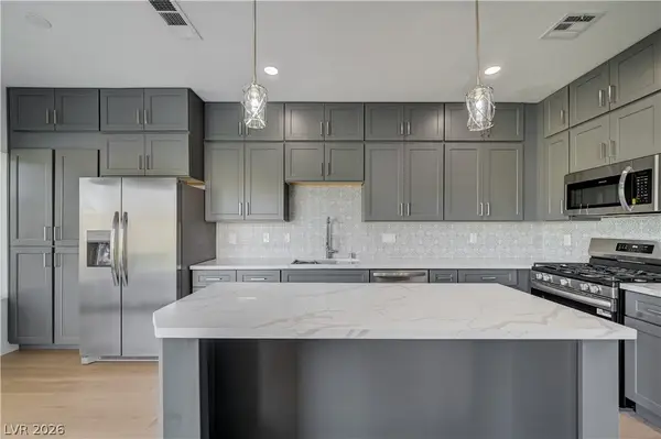 7932 Ben Hogan Drive, Las Vegas, NV 89149