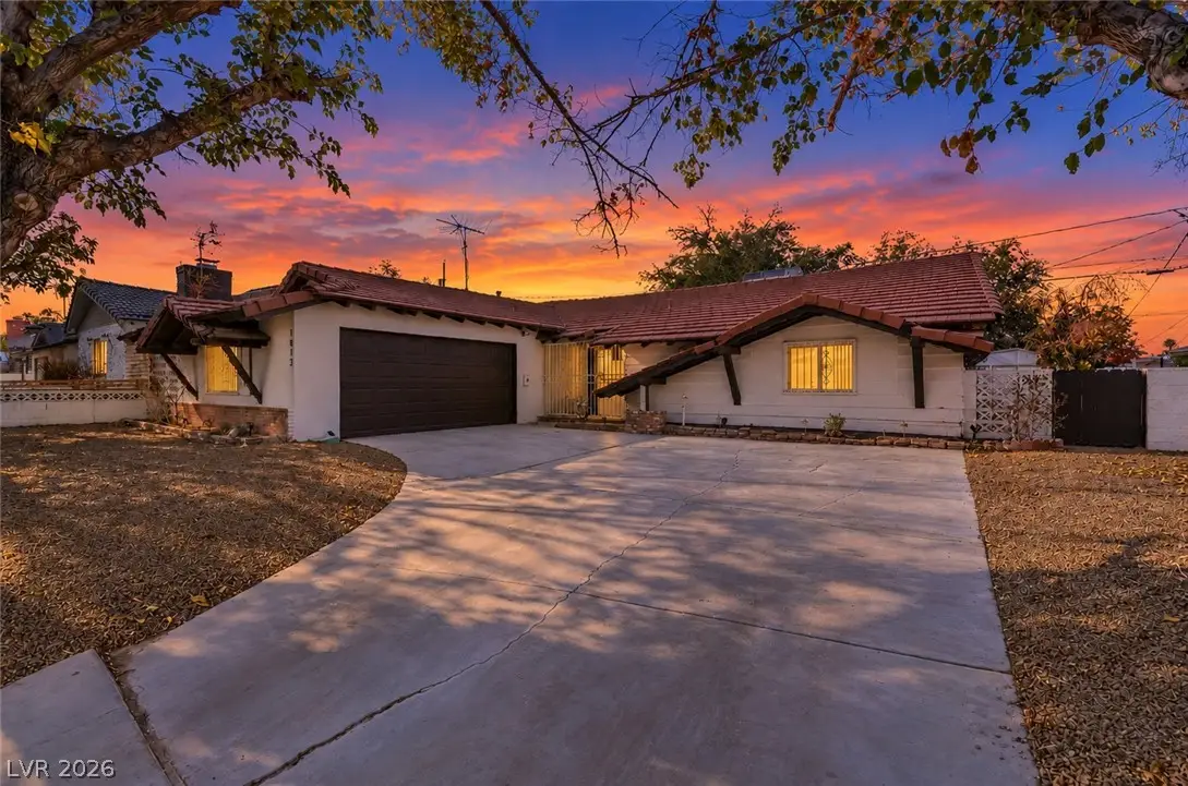 1813 Bracken Avenue, Las Vegas, NV 89104 - #1