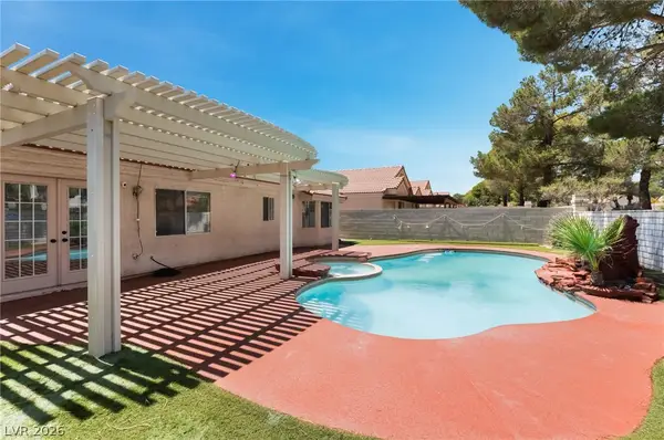 9028 Cypress Point Way, Las Vegas, NV 89117
