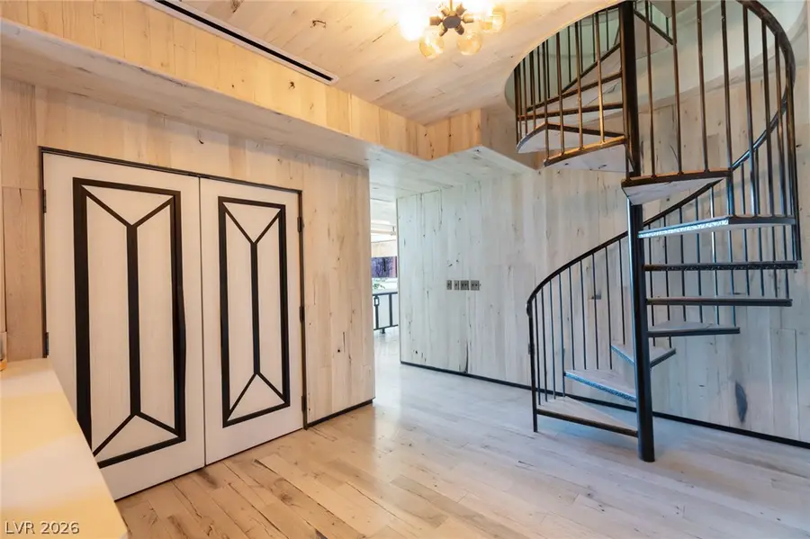 900 S Las Vegas Boulevard #1505, Las Vegas, NV 89101 - #2