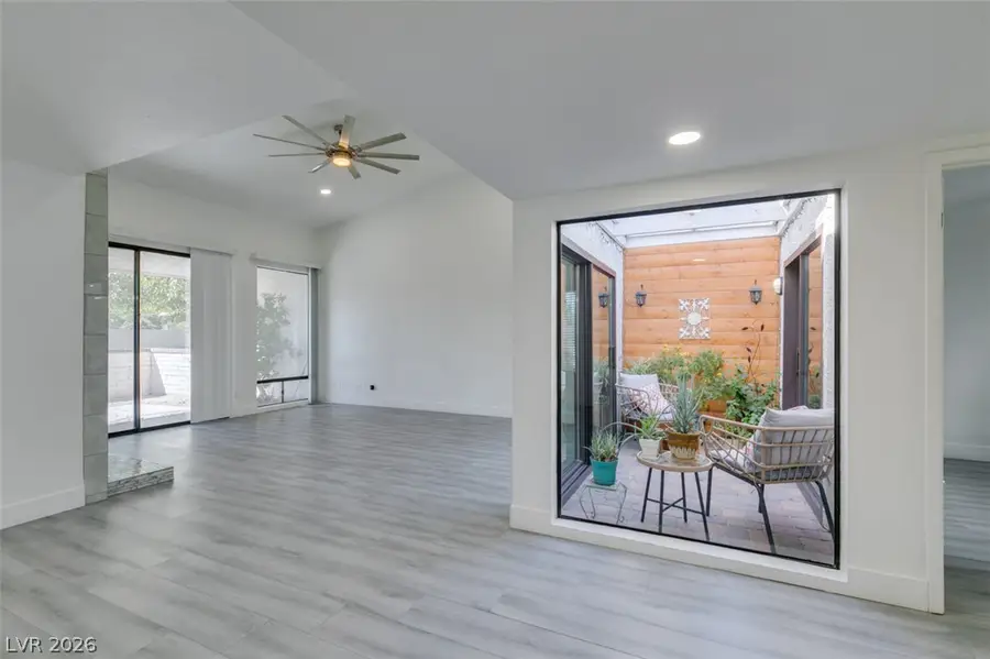 3161 Espanol Drive, Las Vegas, NV 89121 - #3
