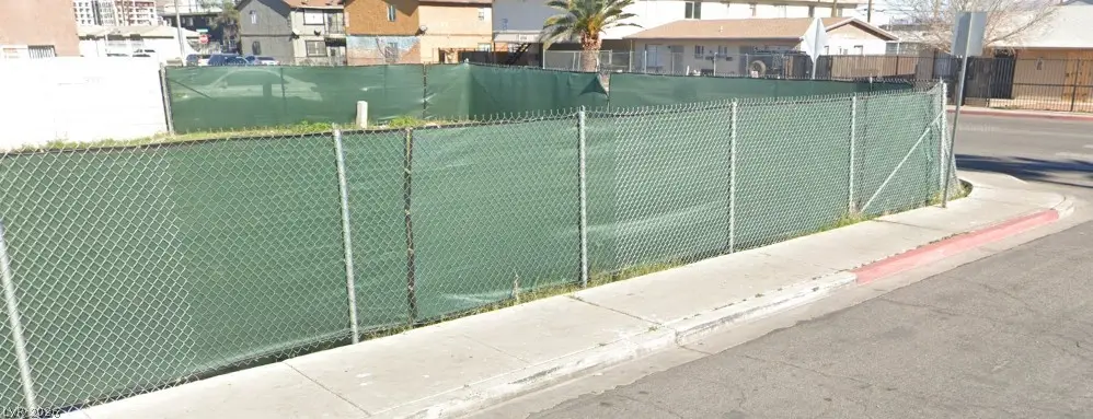 200 W Chicago Avenue, Las Vegas, NV 89102 - #1