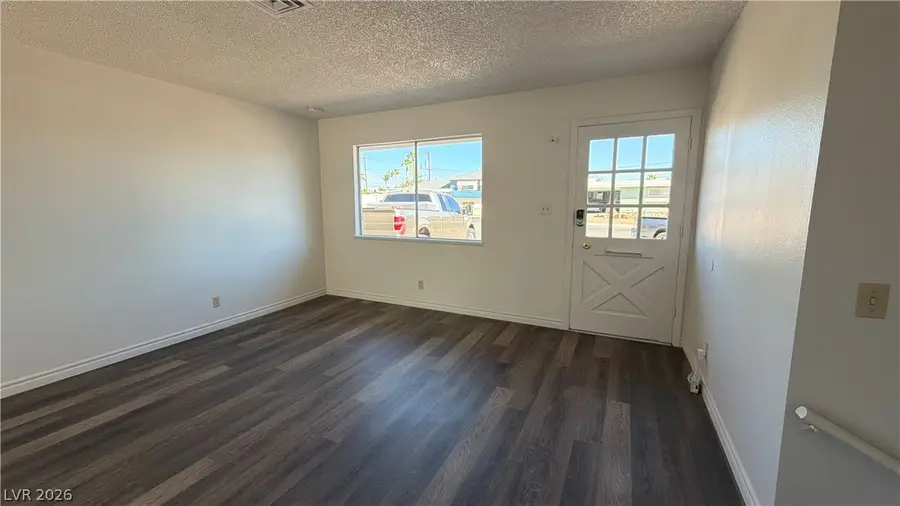 6121 Jones Circle, Las Vegas, NV 89107 - #3