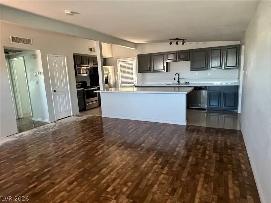 2837 La Canada Street, Las Vegas, NV 89169 - #3