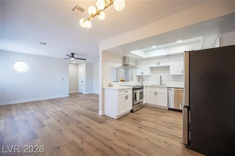 3720 Snorkel Circle #D, Las Vegas, NV 89108 - #2
