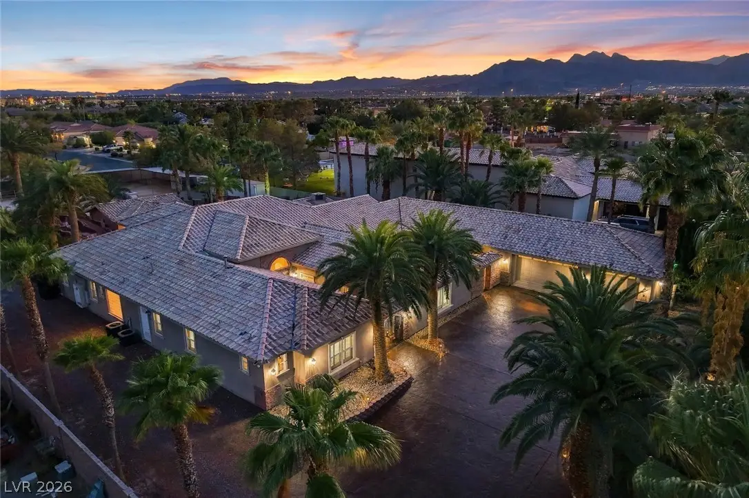 6625 W El Campo Grande Avenue, Las Vegas, NV 89130 - #1