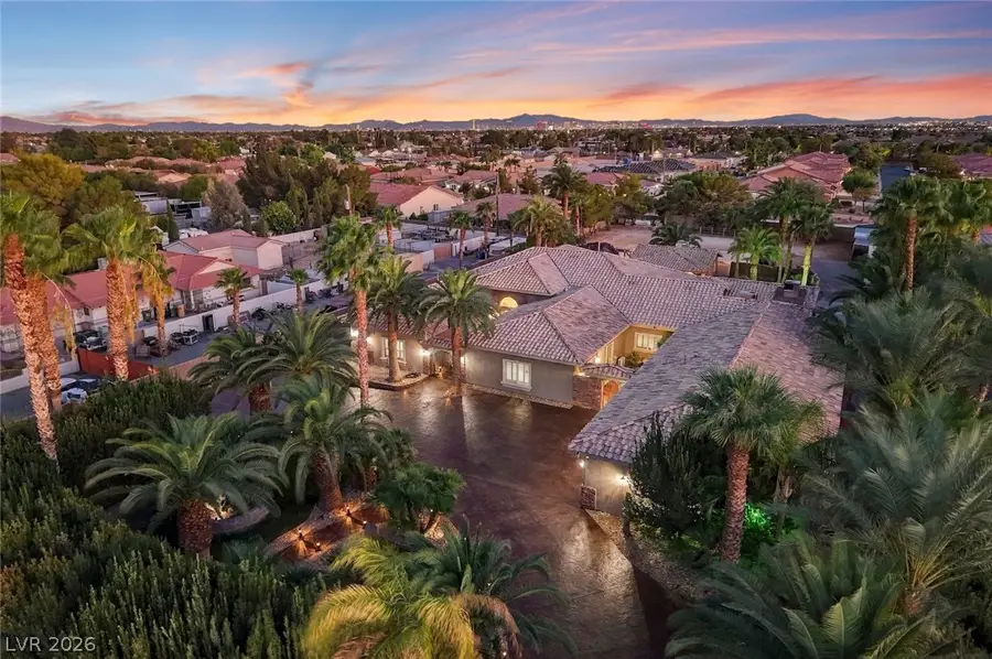 6625 W El Campo Grande Avenue, Las Vegas, NV 89130 - #2