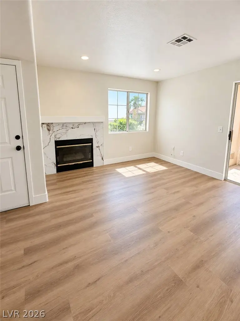 2725 S Nellis Boulevard #1017, Las Vegas, NV 89121 - #2