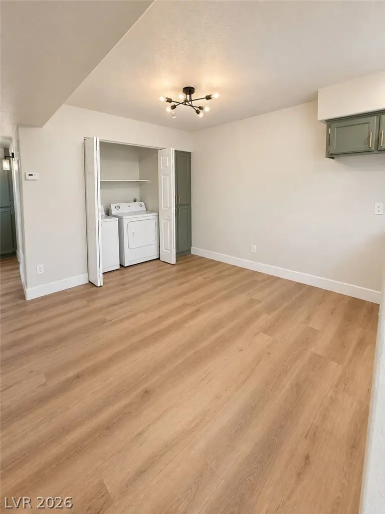 2725 S Nellis Boulevard #1017, Las Vegas, NV 89121 - #3