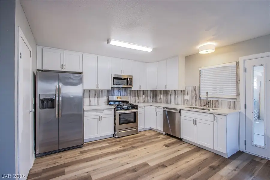 2456 Paradise Village Way, Las Vegas, NV 89120 - #2