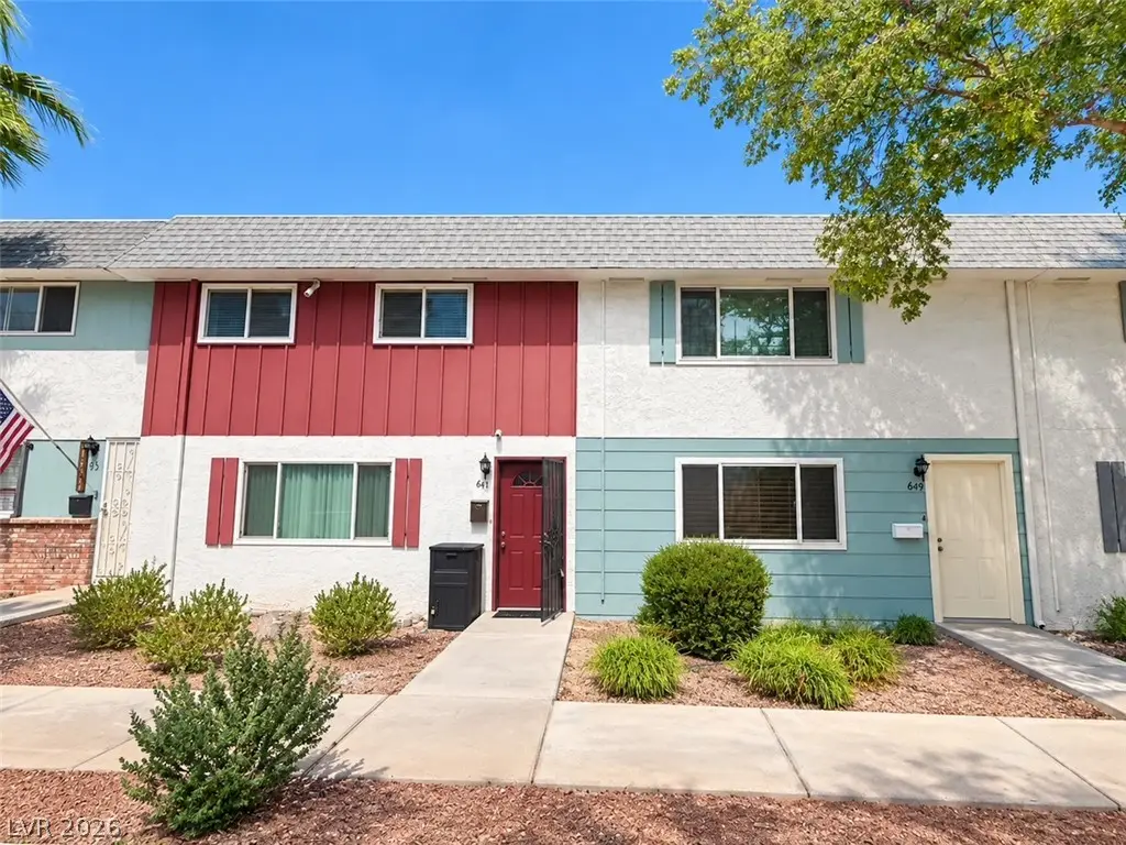651 Greenbriar Townhouse Way, Las Vegas, NV 89121 - #1