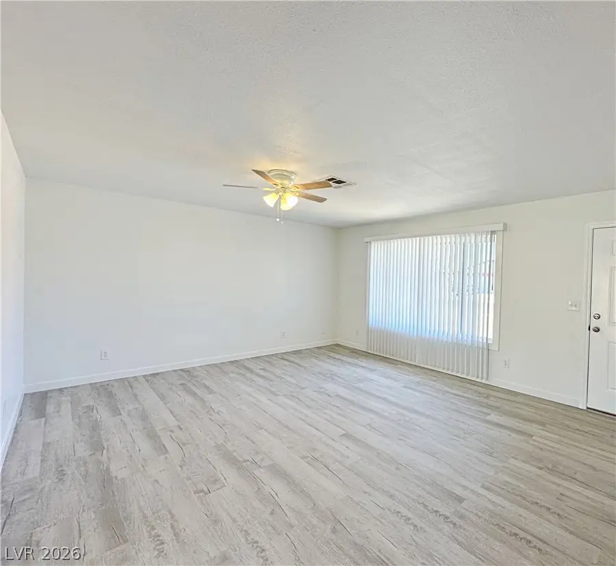 2501 Oak Glen Way, Las Vegas, NV 89115 - #2