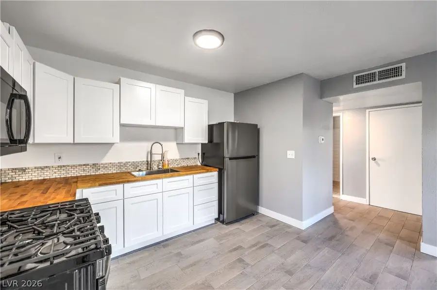 714 E Nelson Avenue #F, North Las Vegas, NV 89030 - #3