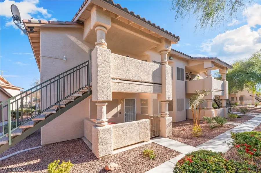 1305 Markwood Circle #102, Las Vegas, NV 89128 - #3