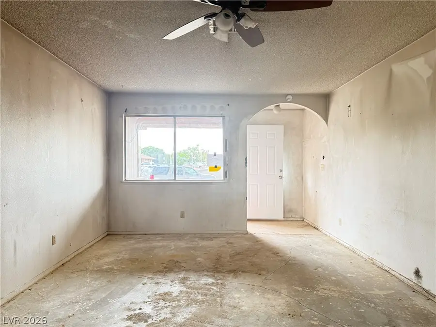 4233 Kensington Way, Las Vegas, NV 89108 - #3