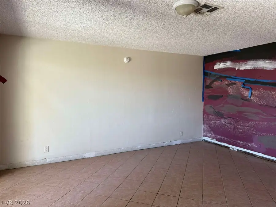 213 N Lamb Boulevard #D, Las Vegas, NV 89110 - #3