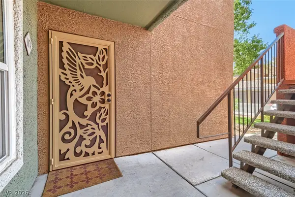 8101 W Flamingo Road #1074, Las Vegas, NV 89147