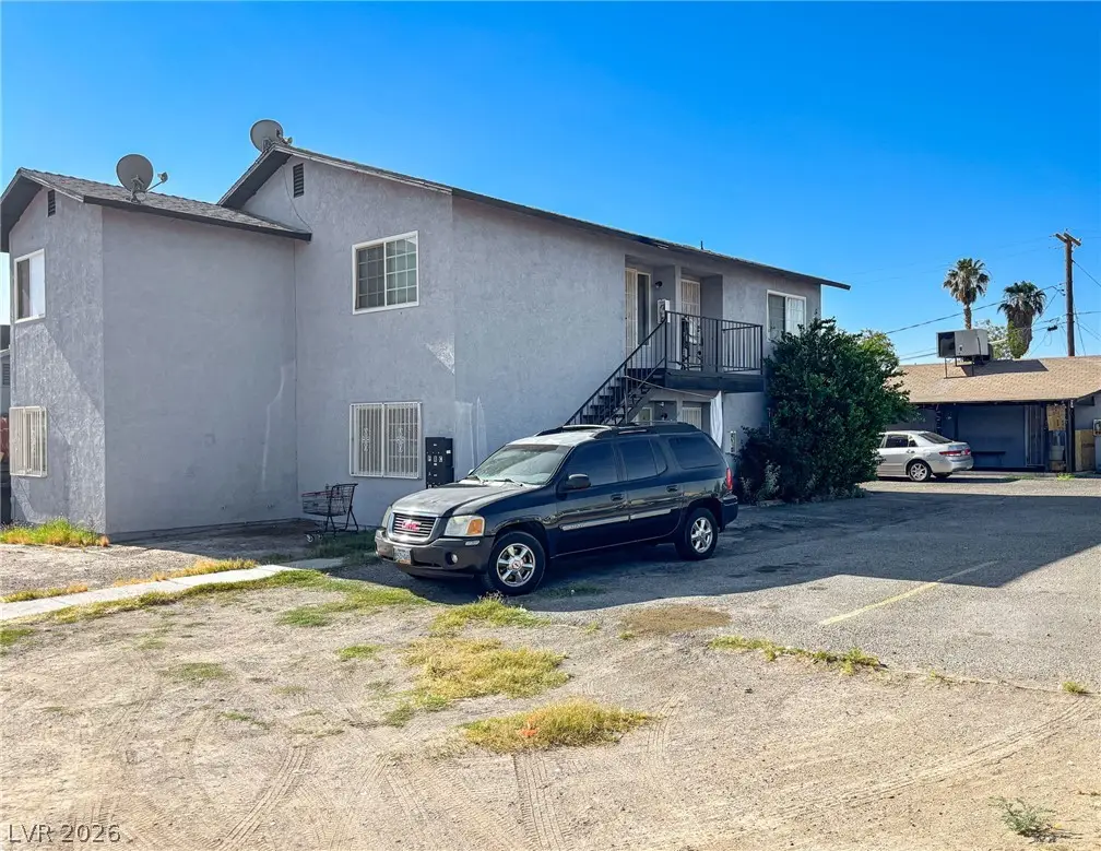 2100 Stewart Avenue, Las Vegas, NV 89101 - #1