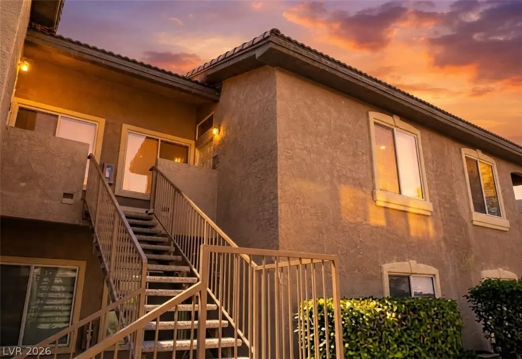 2305 W Horizon Ridge Parkway #4024, Henderson, NV 89052 - #1