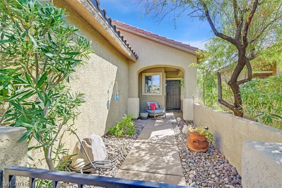 6097 Falconer Avenue, Las Vegas, NV 89122 - #2