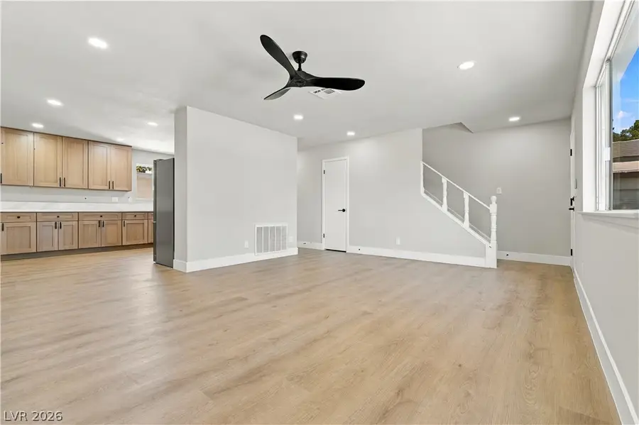 727 Greenbriar Townhouse Way, Las Vegas, NV 89121 - #3