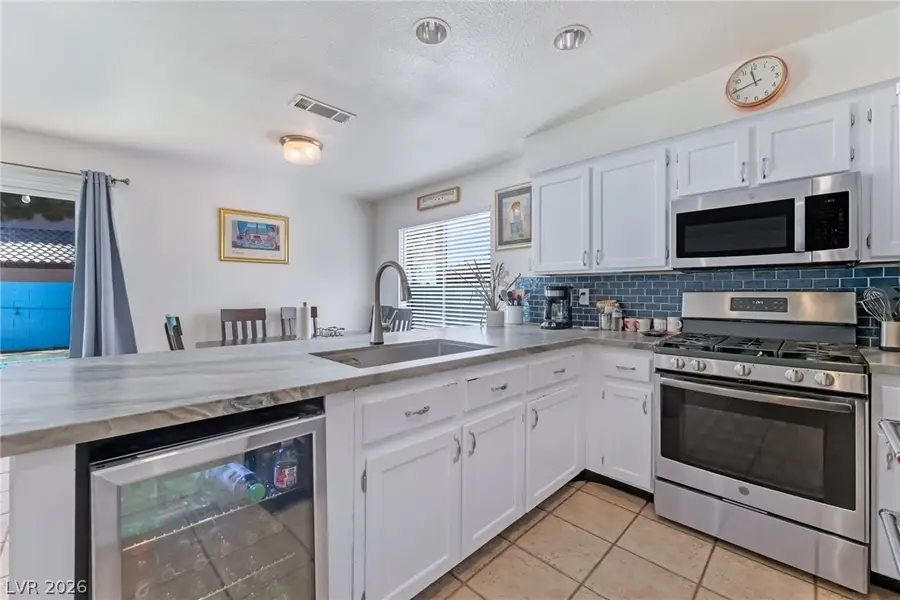 4140 Hazelridge Drive, Las Vegas, NV 89129 - #2