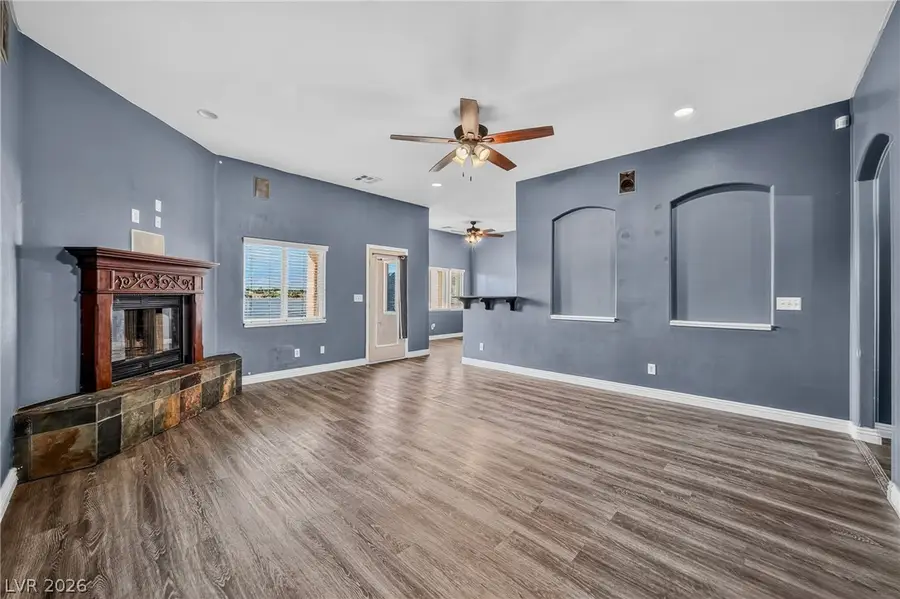 580 E Hickory Street, Pahrump, NV 89048 - #2