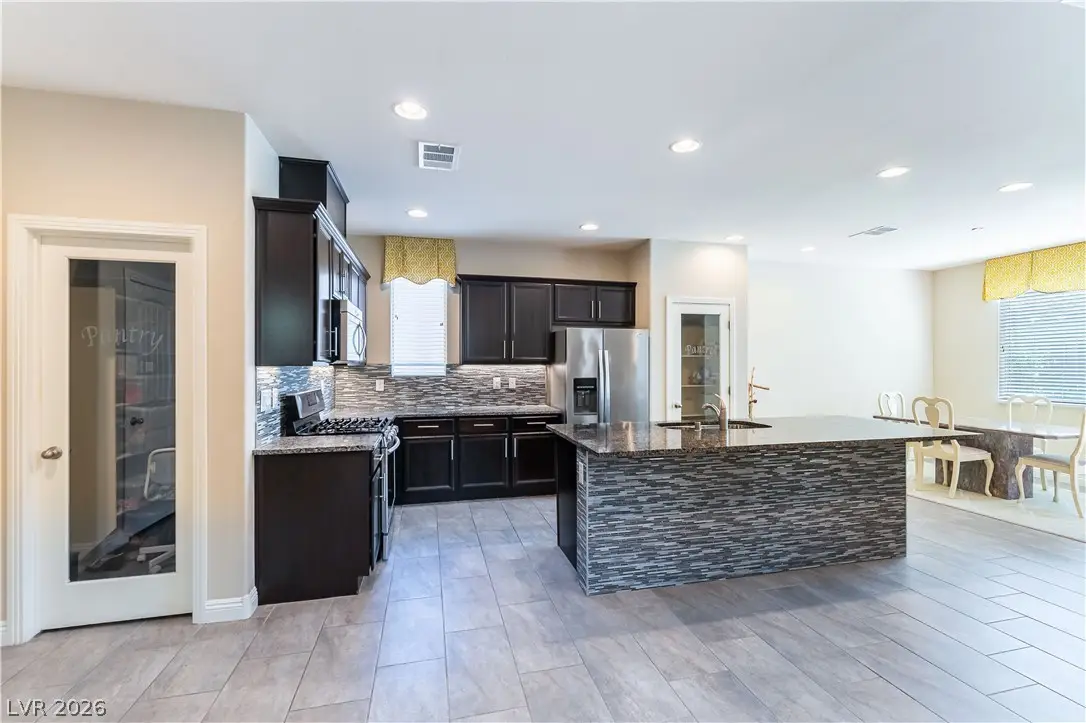 2589 Champagne Topaz Lane, Las Vegas, NV 89120 - #1