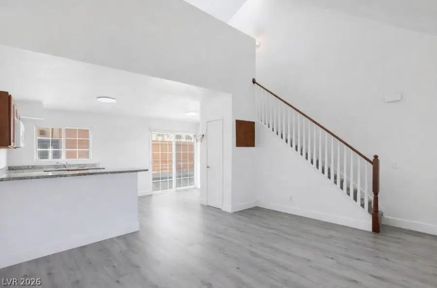 5128 Garden Lane #D, Las Vegas, NV 89119 - #2