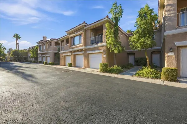 251 S Green Valley Parkway #2212, Henderson, NV 89012