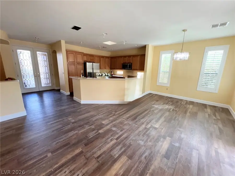 5105 Vincitor Street, Las Vegas, NV 89135 - #2