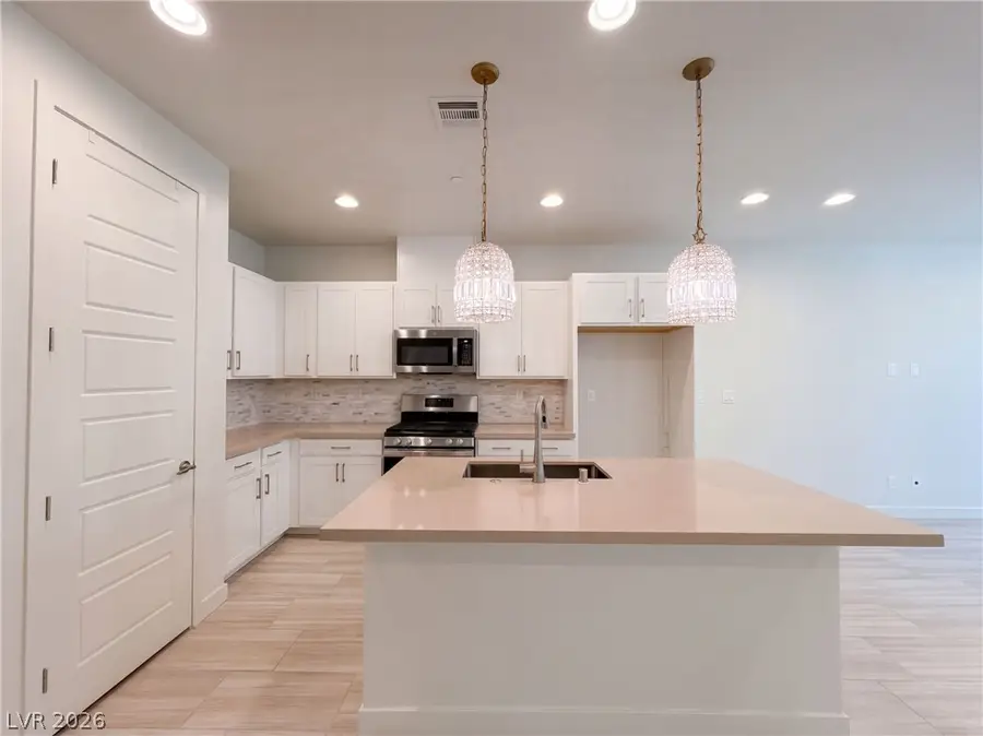 1250 Venue Street #102, Las Vegas, NV 89135 - #2