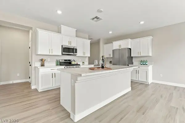 7246 Dazzle Point Street, North Las Vegas, NV 89084