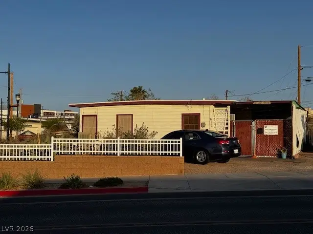 203 W Pacific Avenue, Henderson, NV 89015 - #3