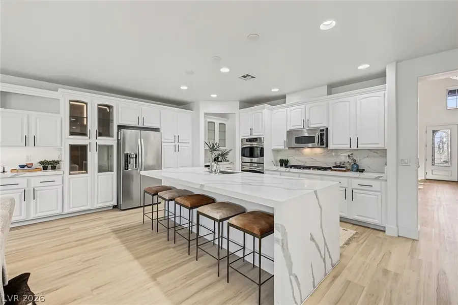 379 Autumn Hue Avenue, Las Vegas, NV 89123 - #3
