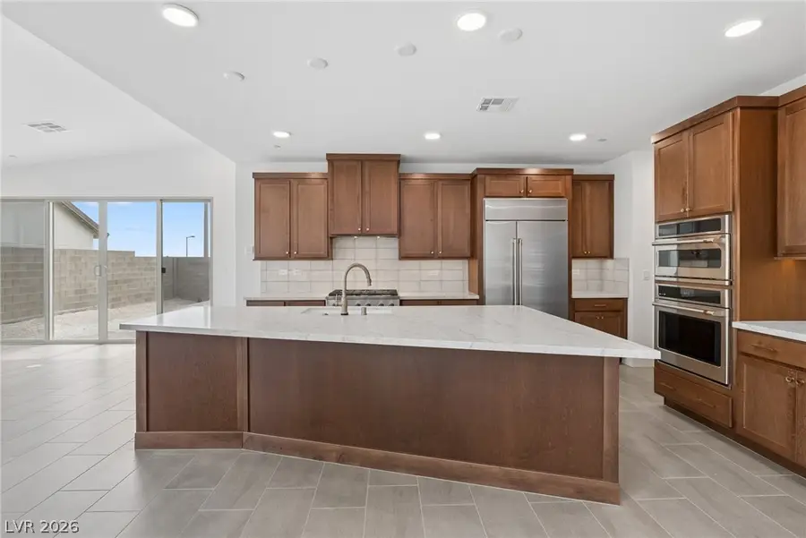 961 Golden Summit Avenue, Las Vegas, NV 89138 - #3