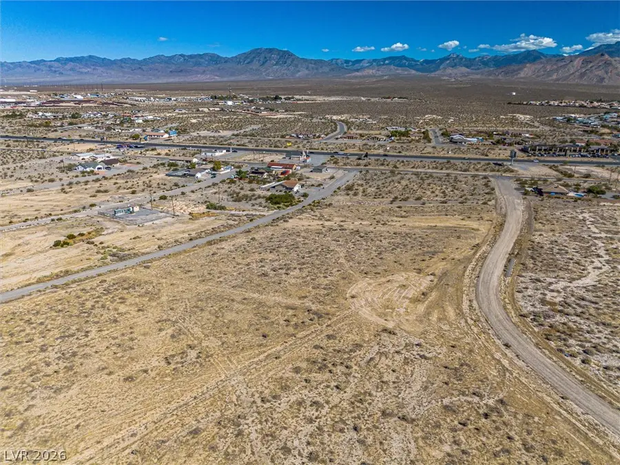 2300 S Oakridge Avenue, Pahrump, NV 89048 - #3