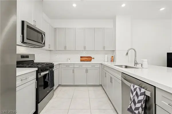 879 NE Apatite Place, Henderson, NV 89011