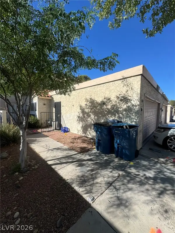 3369 Duece Street, Las Vegas, NV 89121